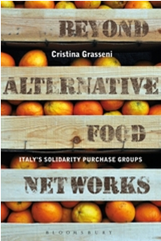 《超越可替代的食物网络：意大利的有机购买群体》